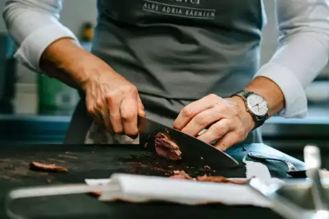 06_hotel-arlbergerhof_kulinarik_christine