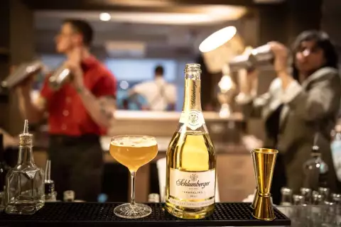 05_hotel-arlbergerhof_bar