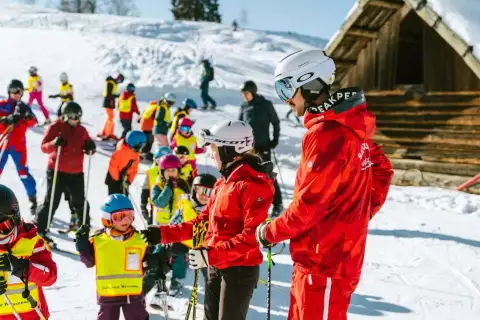 12_hotel-arlbergerhof_skischule